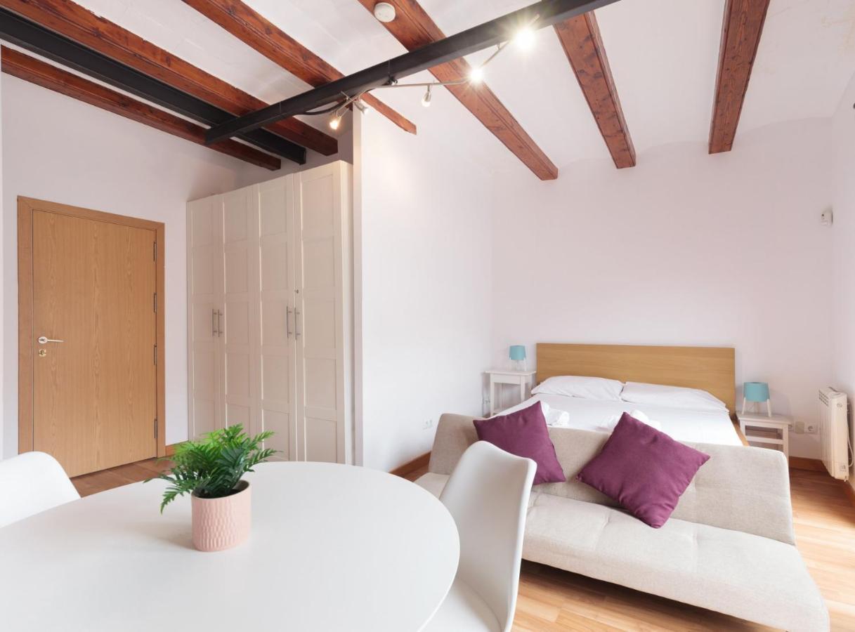 Spacious Doubleroom Apartment At Sants Barcelona Eksteriør billede