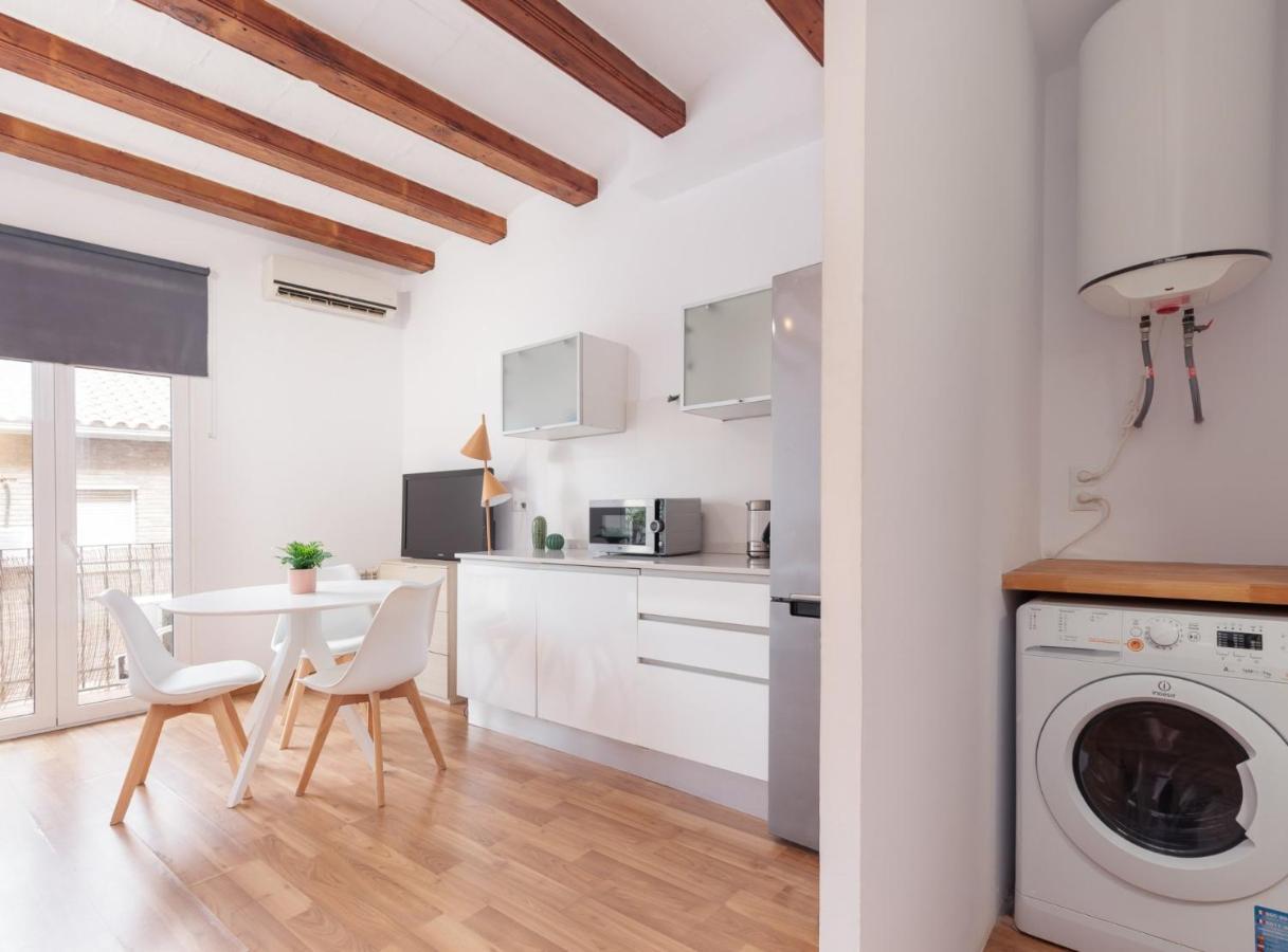 Spacious Doubleroom Apartment At Sants Barcelona Eksteriør billede