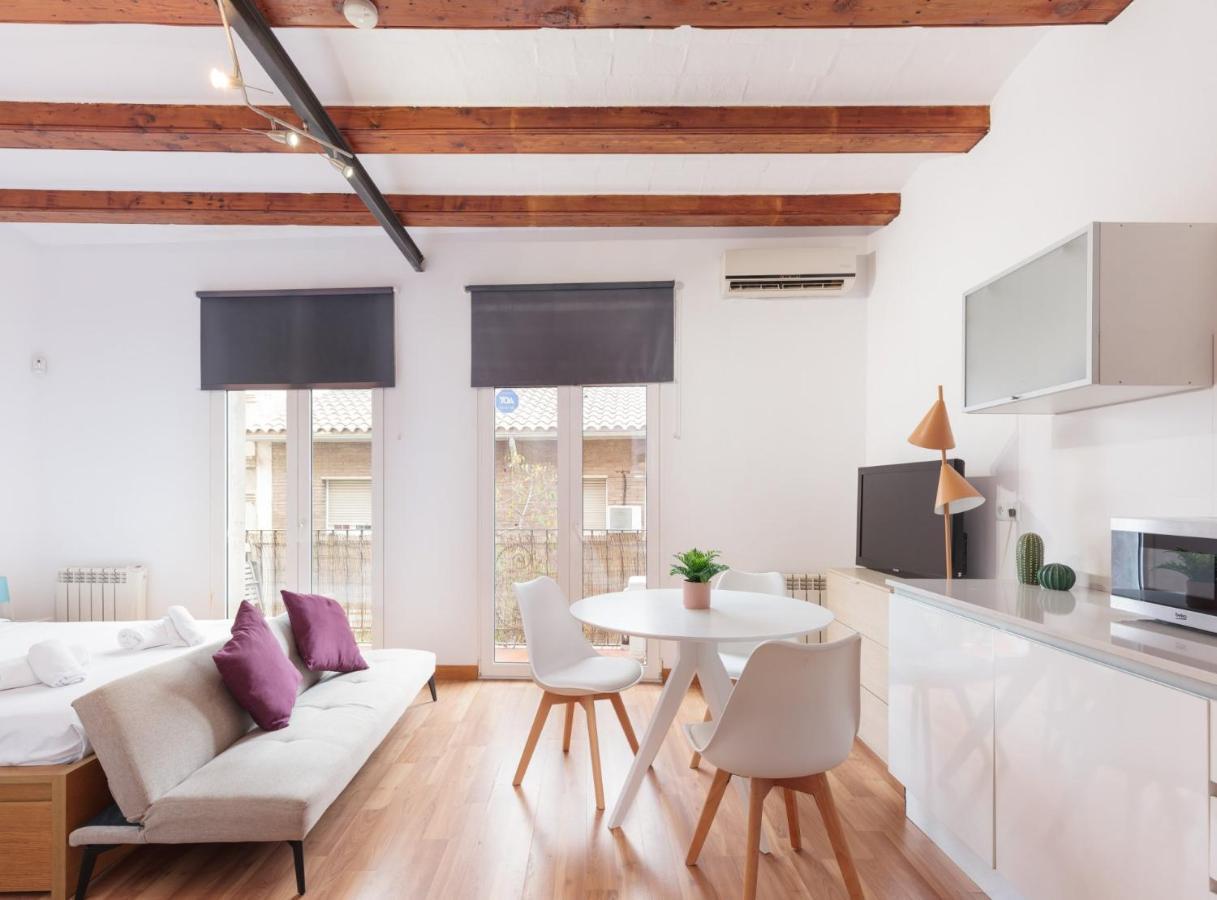 Spacious Doubleroom Apartment At Sants Barcelona Eksteriør billede