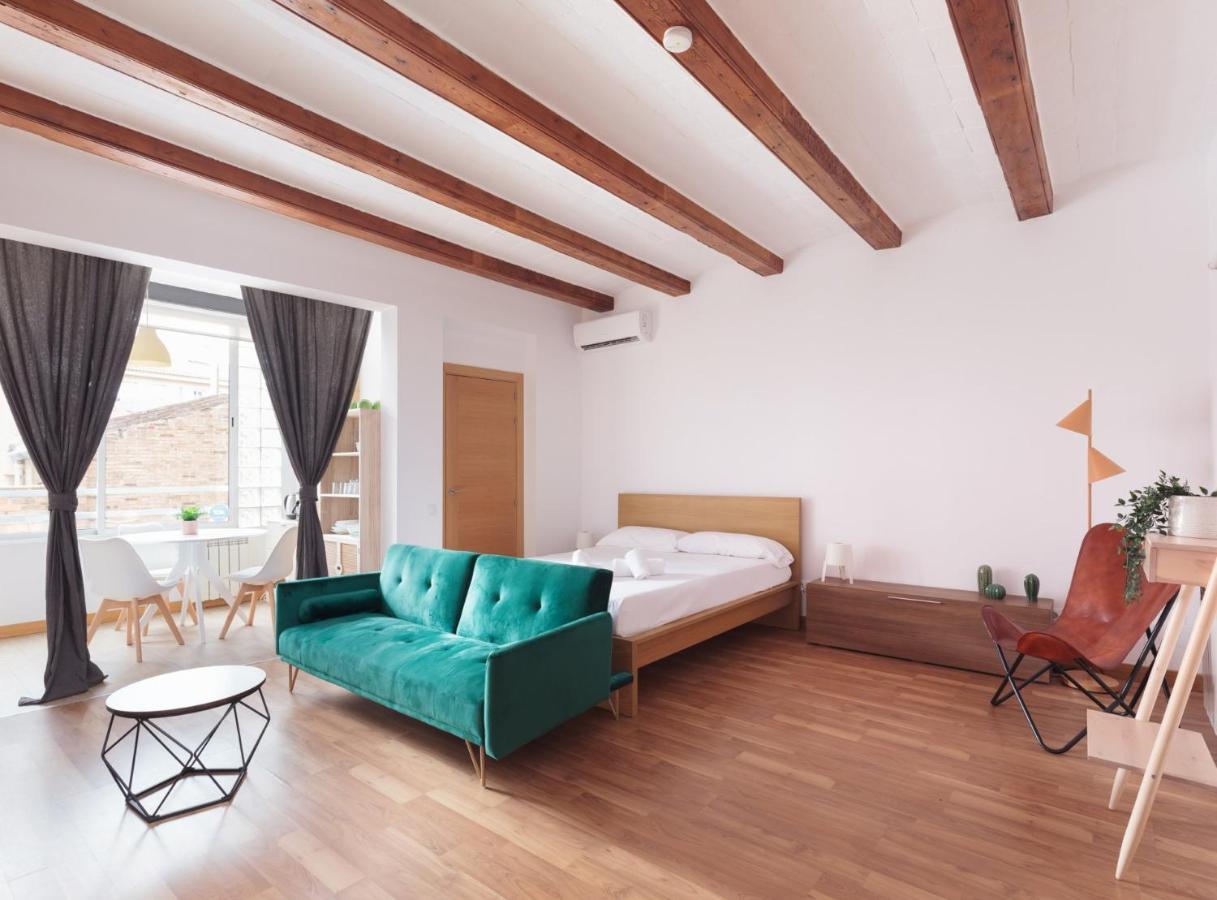 Spacious Doubleroom Apartment At Sants Barcelona Eksteriør billede