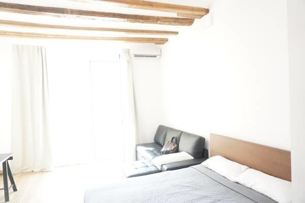 Spacious Doubleroom Apartment At Sants Barcelona Eksteriør billede